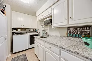 4609 Brentgate Dr, Arlington, TX 76017 - Photo 12