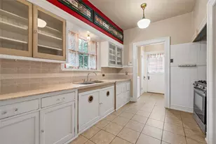 2228 Parrott Ave, Waco, TX 76707 - Photo 8