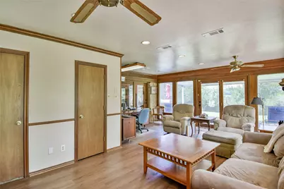 300 Saddleview Court, Granbury, TX 76048 - Photo 12