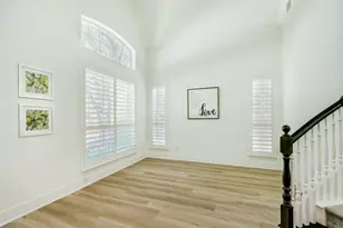 630 Griffin St, Lantana, TX 76226 - Photo 6