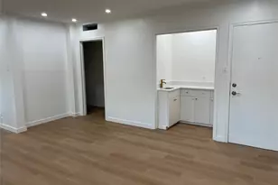 7824 Meadow Park Dr, Dallas, TX 75230 - Photo 4