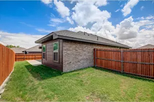 108 New Haven St, Farmersville, TX 75442 - Photo 22