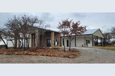 411 Mountain View Court, Sunset, TX 76270 - Photo 10