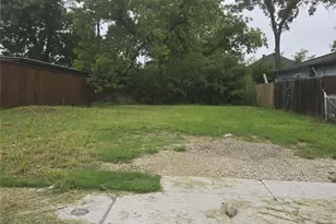 1838 Shaw St, Dallas, TX 75212 - Photo 1