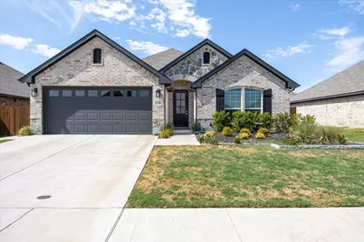 116 Cadyn Drive, Keene, TX 76059 - Photo 2