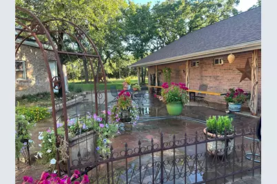 1149 Country Club Road, Bowie, TX 76230 - Photo 30