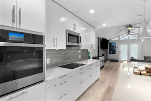 2724 Wooded Acres Dr, Waco, TX 76710 - Photo 12