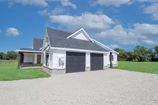 5926 High Mesa Dr, Justin, TX 76247 - Photo 6