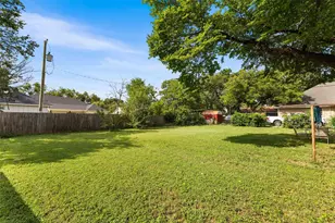 1126 W 7th St, McGregor, TX 76657 - Photo 28