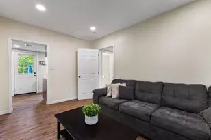 1126 W 7th St, McGregor, TX 76657 - Photo 10