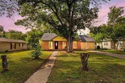 1126 W 7th Street, McGregor, TX 76657 - Photo 1