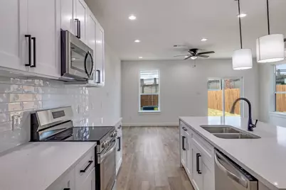 2427 Merlin Street, Dallas, TX 75215 - Photo 4