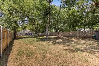 112 Buchanan Street, Whitesboro, TX 76273 - Photo 22