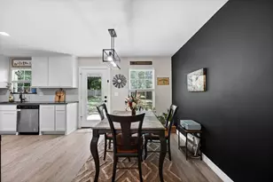 112 Buchanan St, Whitesboro, TX 76273 - Photo 6