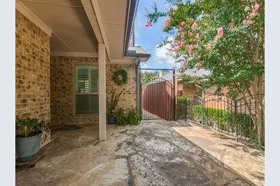 4020 Morman Lane, Addison, TX 75001 - Photo 2