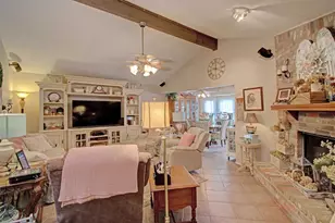 1325 N Creek Dr, Saginaw, TX 76179 - Photo 4