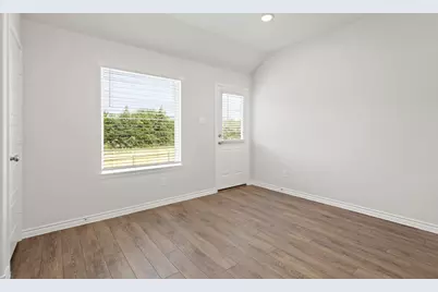 1600 Romans Road, Ennis, TX 75119 - Photo 6