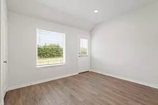 1600 Romans Rd, Ennis, TX 75119 - Photo 6