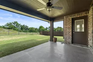 1221 Brookview Dr, Justin, TX 76247 - Photo 34