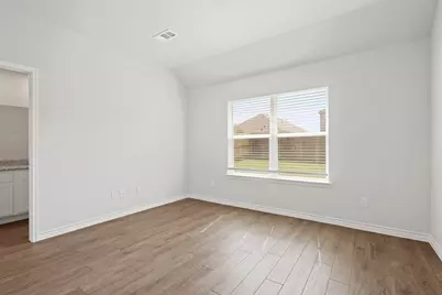 1601 Romans Road, Ennis, TX 75119 - Photo 8