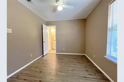 1023 Fannin Street, Denton, TX 76201 - Photo 14