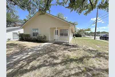 1023 Fannin Street, Denton, TX 76201 - Photo 2