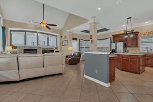 2215 Red Hawk Ln, Euless, TX 76039 - Photo 8