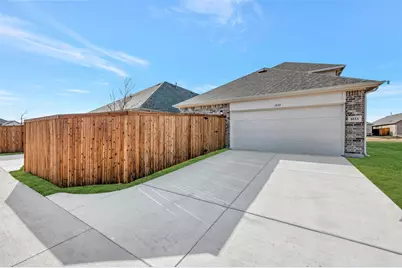 1033 Western Hills Drive, Crowley, TX 76036 - Photo 38