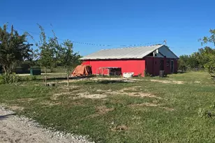 131 Hcr 1417, Covington, TX 76636 - Photo 4