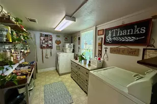 713 N Mesquite St, Hico, TX 76457 - Photo 16