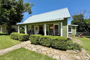 713 N Mesquite St, Hico, TX 76457 - Photo 1