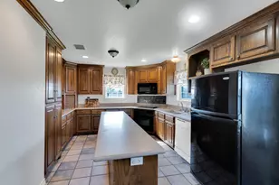 1518 FM 985, Ennis, TX 75119 - Photo 16