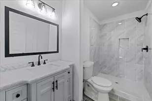 1826 Wellington St, Greenville, TX 75401 - Photo 14