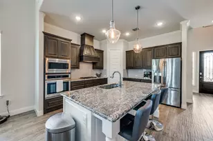 9004 Conroe Dr, Denton, TX 76226 - Photo 8