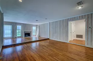 18 Mullaney Rd, Greenville, TX 75402 - Photo 4