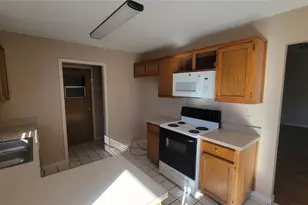 1507 Lindsey Ln W, Cleburne, TX 76033 - Photo 6