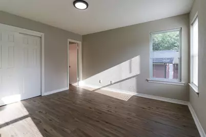 2420 E Kiest Boulevard, Dallas, TX 75216 - Photo 12