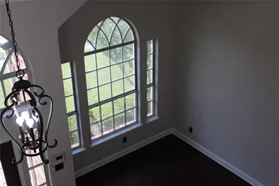 8905 Lakepointe Avenue, Rowlett, TX 75088 - Photo 8