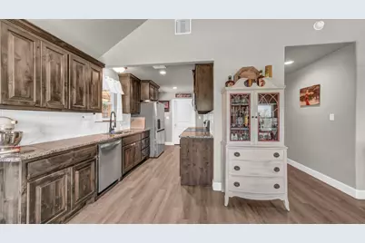 2806 San Gabriel Drive, Granbury, TX 76048 - Photo 10