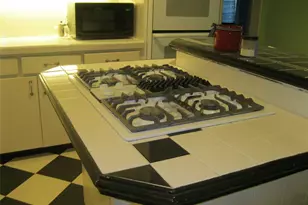 1010 E Lindsey St, Breckenridge, TX 76424 - Photo 20