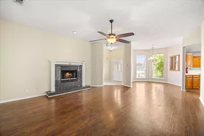 3905 Frisco Circle, Granbury, TX 76048 - Photo 2