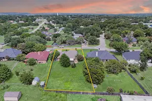 3905 Frisco Cir, Granbury, TX 76048 - Photo 20