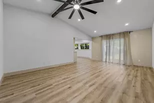 1817 Redwood St, Arlington, TX 76014 - Photo 10