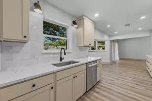 1817 Redwood St, Arlington, TX 76014 - Photo 20