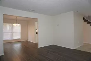 2609 Hamilton Dr, Grand Prairie, TX 75052 - Photo 4