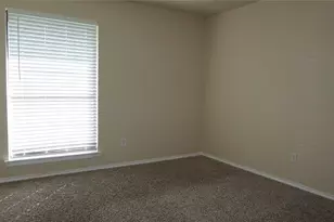 5901 Chapel Downs Ct, Arlington, TX 76017 - Photo 10