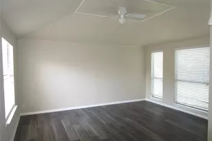 5901 Chapel Downs Ct, Arlington, TX 76017 - Photo 12