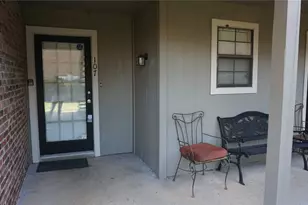 2728 Copper Creek Dr, Arlington, TX 76006 - Photo 1