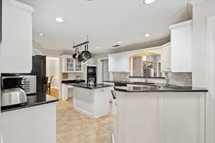 448 Moonlight Ln, Keller, TX 76248 - Photo 10