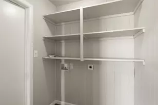 1232 W Beddell St, Fort Worth, TX 76115 - Photo 12